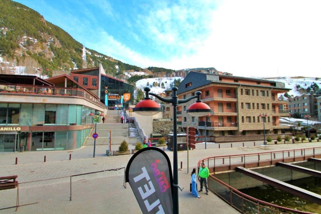 Areny, Canillo Centro, En Frente Del Telecabina De Grandvalira Exterior photo